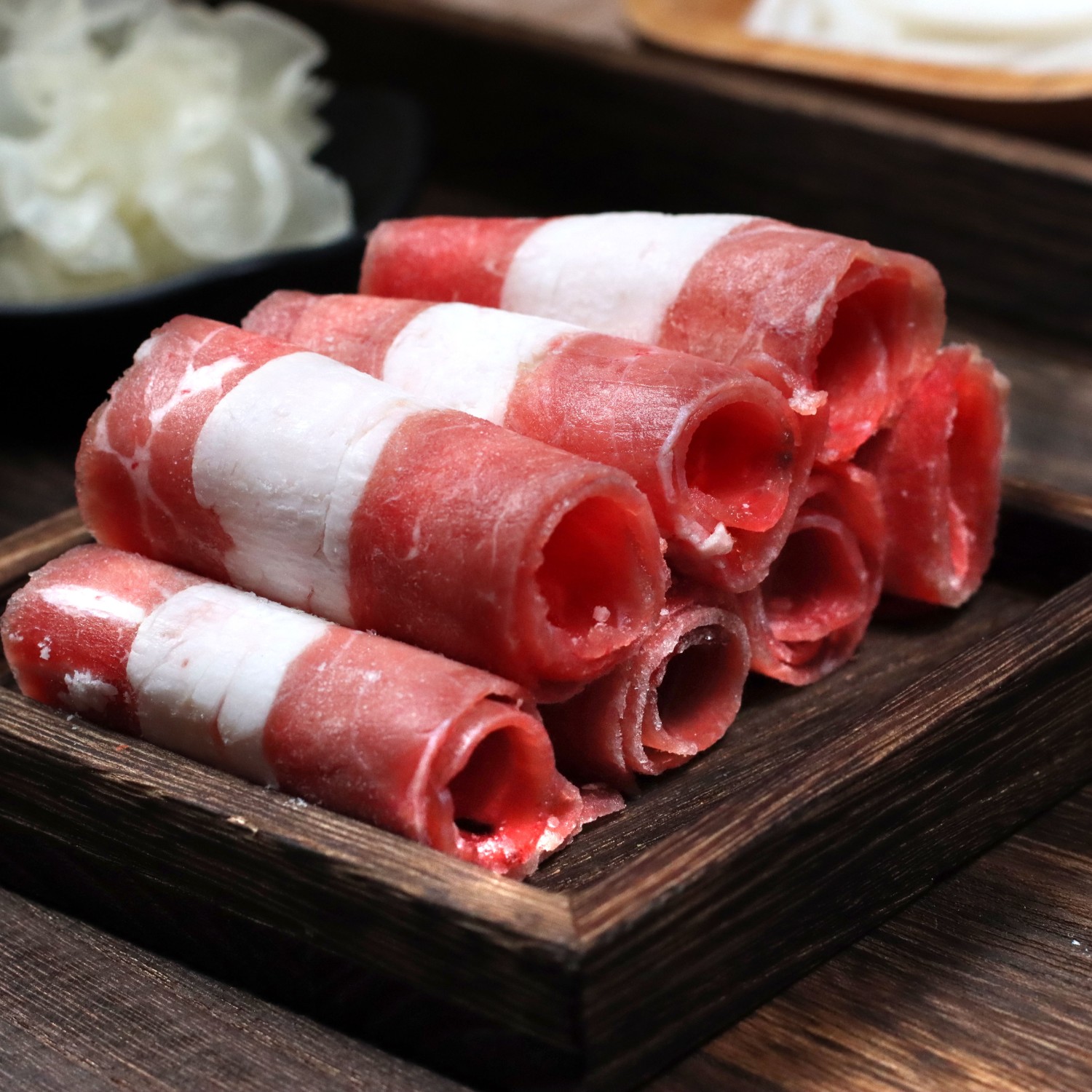 狀元米線(xiàn)招商合作火熱進(jìn)行中，30平方米起可立店，簡(jiǎn)單好操作，歡迎隨時(shí)來(lái)總部考察，全國合作熱線(xiàn)：400-967-2208  