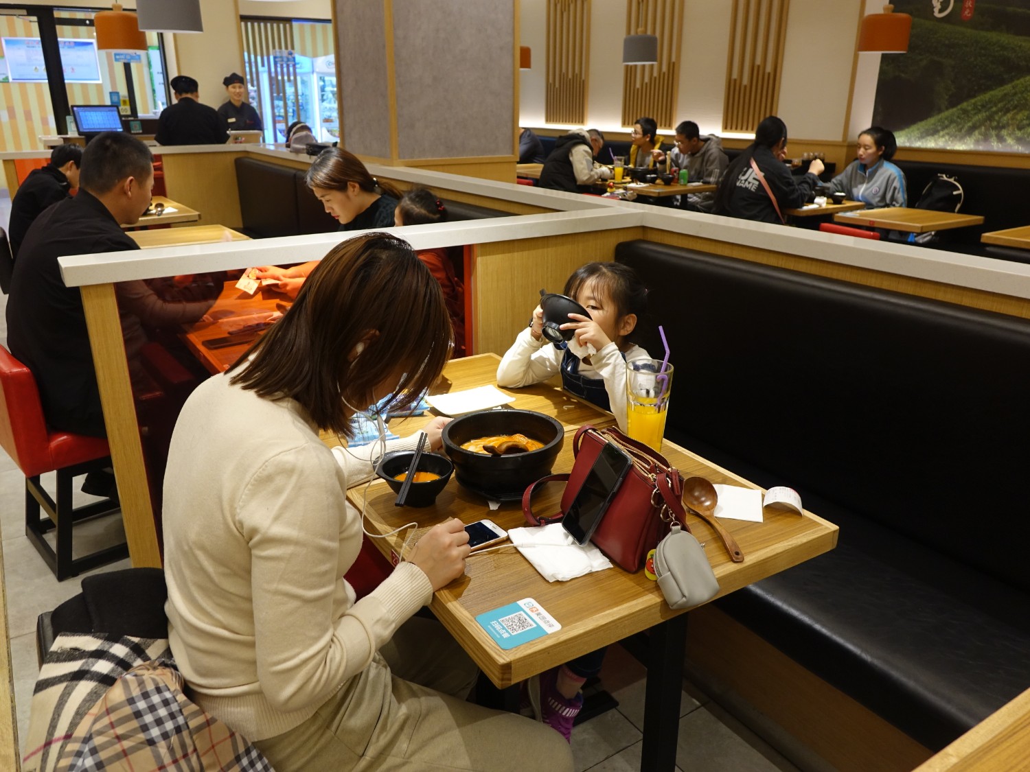 狀元米線(xiàn)深知決定一家米線(xiàn)店生意好壞，全靠產(chǎn)品口味